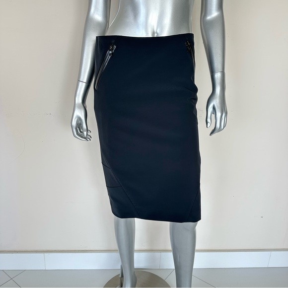 PRADA women skirt size 42 IT or 6 US Authentic - Picture 1 of 14